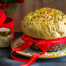 Carica l'immagine nel visualizzatore di Gallery, Panettone Artigianale al Pistacchio con Vasetto di Crema al Pistacchio