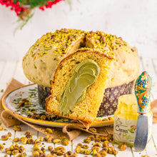 Carica l&#39;immagine nel visualizzatore di Gallery, Panettone Artigianale al Pistacchio con Vasetto di Crema al Pistacchio
